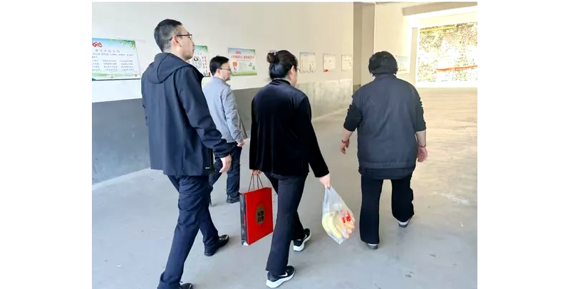 双节家访递温情，放疗关怀不止步